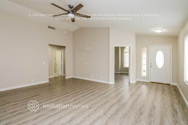 Building Photo - 414 S Lake Mirage Dr