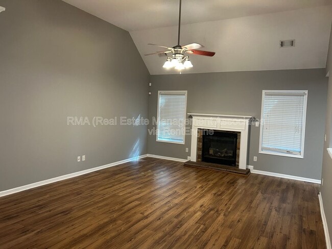 Foto del edificio - 648 Lynchburg St