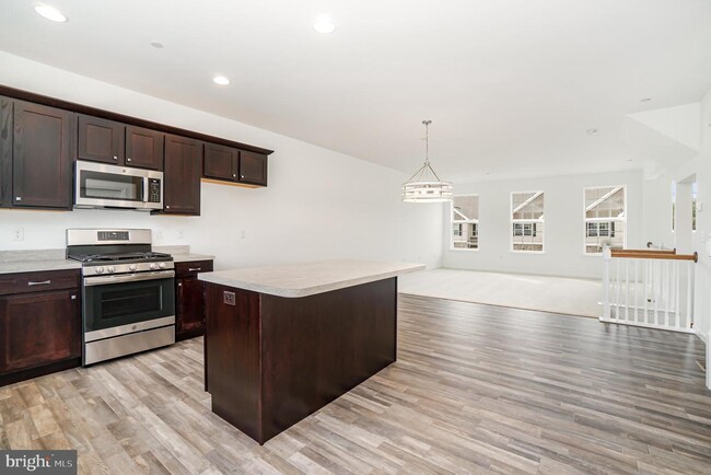 Foto del edificio - 545 Brook Shire Ct