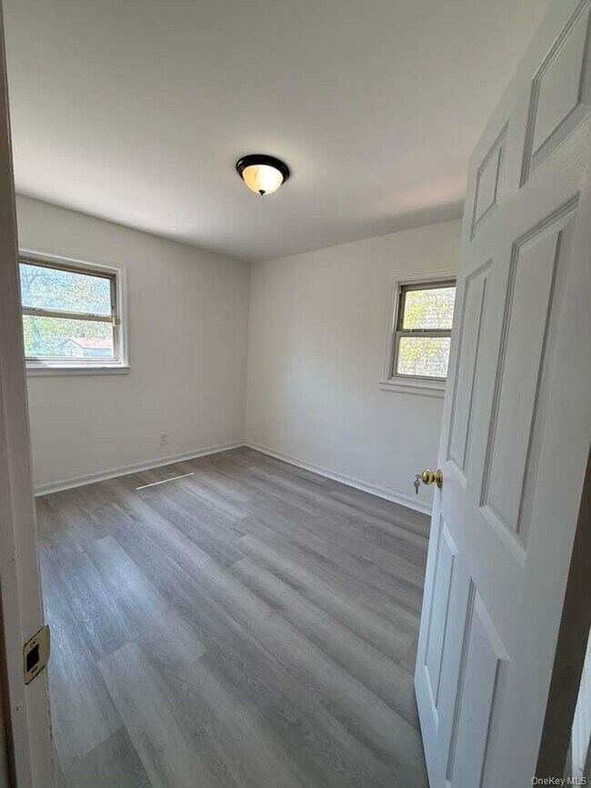 Foto del edificio - 120-54 194th St