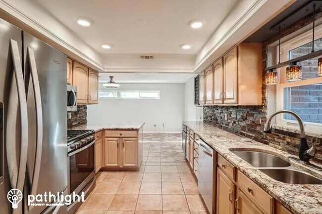 Foto del edificio - 6450 31st Terrace North, St. Petersburg, F...