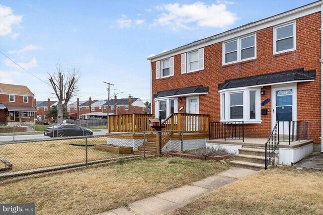 Photo - 403 Edmunds Way House