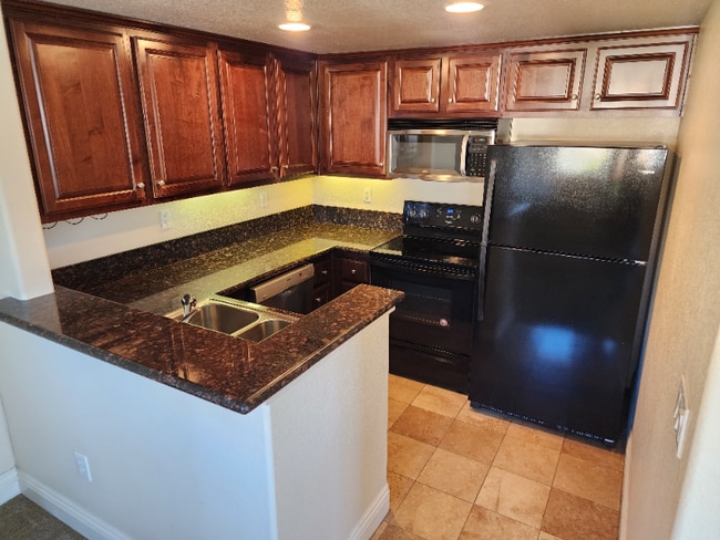 Building Photo - 3969 Nobel Dr