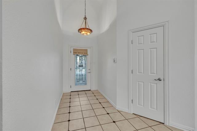Foto del edificio - 3354 Summerfield Dr