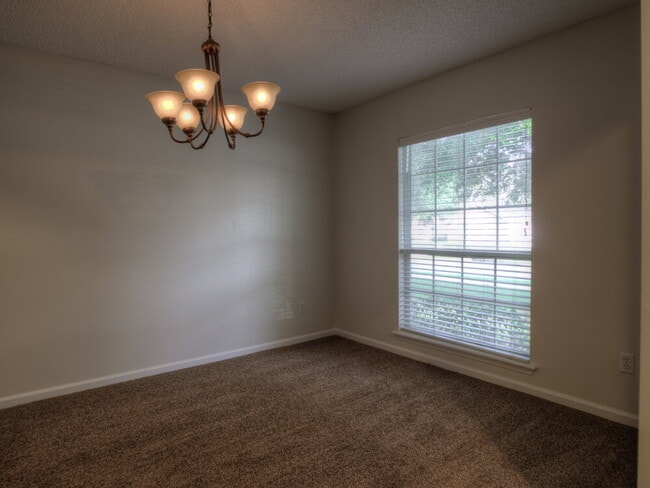 Building Photo - 1336 Marsh Grass Ct
