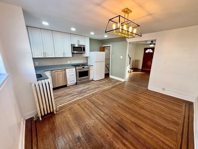 Foto del edificio - House for Rent in Upper Darby