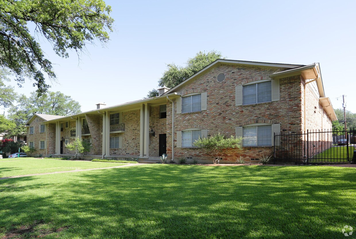 The Colony House Apartments Dallas, TX