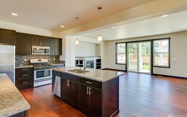 Foto del edificio - Mount Vernon 4 Bedroom