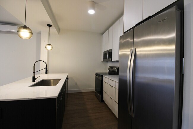 Building Photo - 54 West Avenue