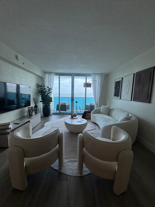 Foto del edificio - 1275 NE 79th St