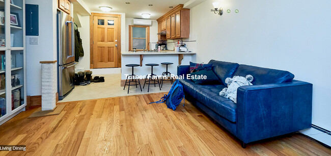 Building Photo - 5A Phillips St
