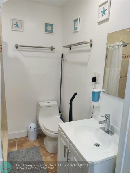 Foto del edificio - 1700 S Surf Rd