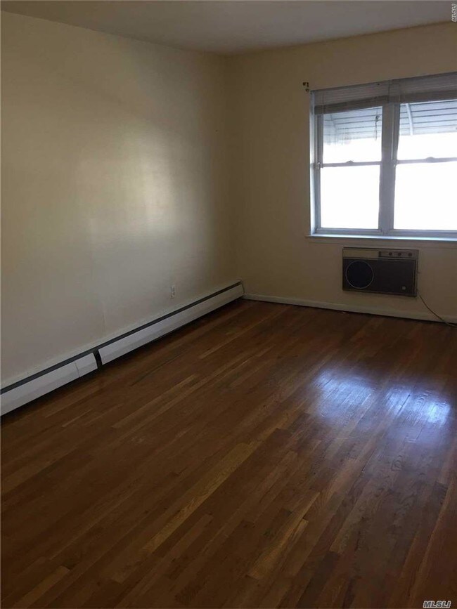 Building Photo - 144-21 28th Ave
