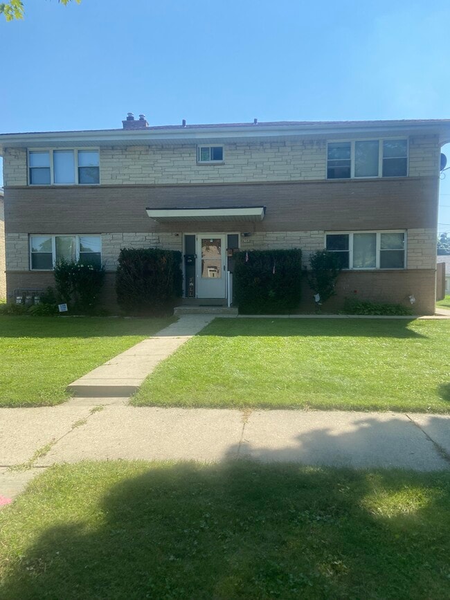 Building Photo - 4580 S 14th St