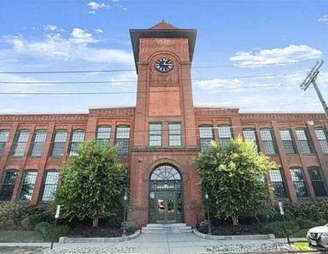 Building Photo - 25 Grand St