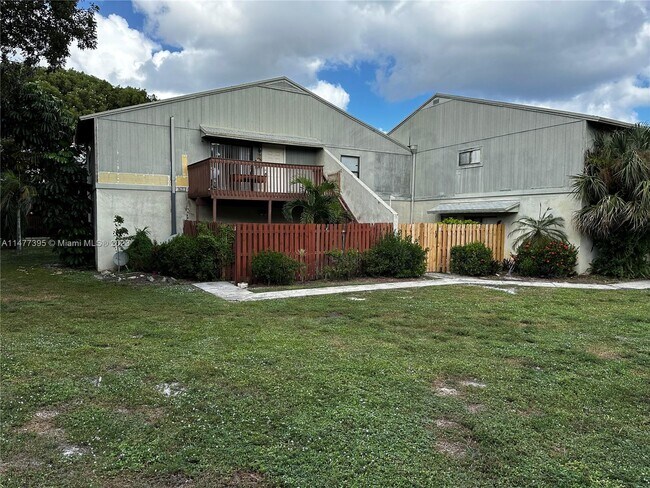 Building Photo - 1 Crossings Cir