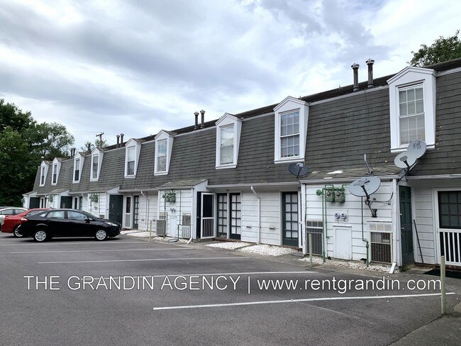 Building Photo - 1803 Grandin Road Southwest