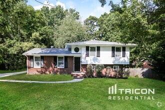 Building Photo - 4200 Gladstone Ln