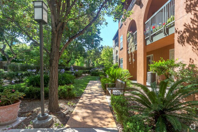Fotografía del edificio - The Village at Willow Glen