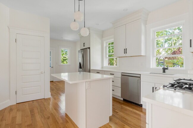 Foto del edificio - 105 Fayerweather St