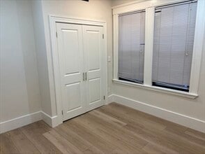 Building Photo - 1672 Beacon St