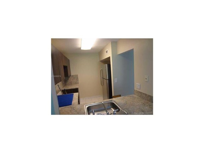 Building Photo - 2635 W 67th Pl