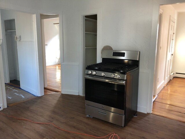 Foto principal - ! bed ! bath !st floor unit in a historic ...