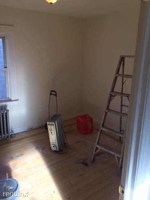 Building Photo - 3 br, 1 bath House - 3219 Ely Ave 1a