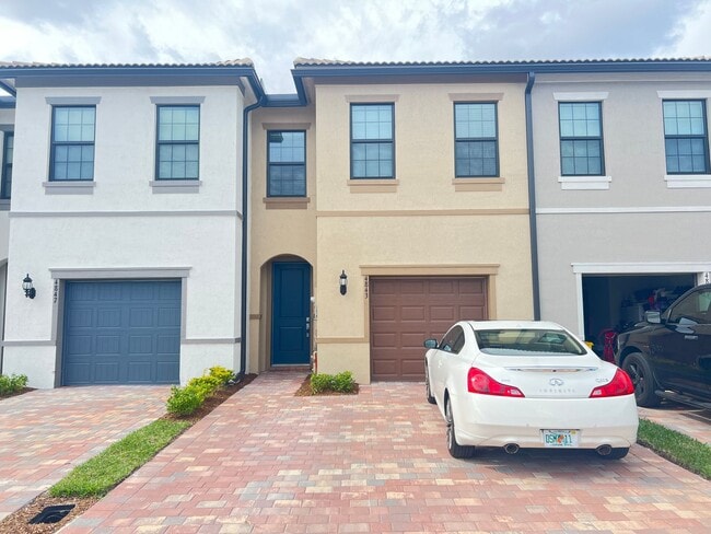 Photo - Spectacular Contemporary Style 3 br, 2.5 bath House - Ready for YOU!!