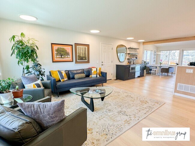Foto del edificio - Modern 3BD/2BA Dream Home!