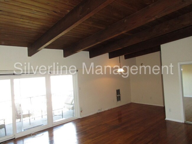 Building Photo - 7527 Riverdale Rd