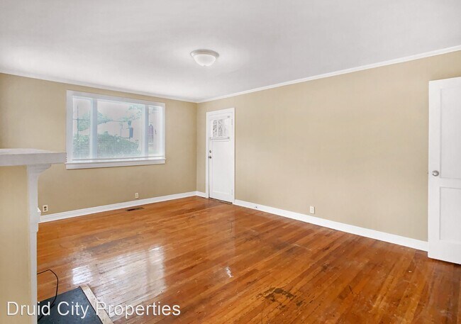 Foto del edificio - 2 br, 1 bath House - 2204 Main Avenue