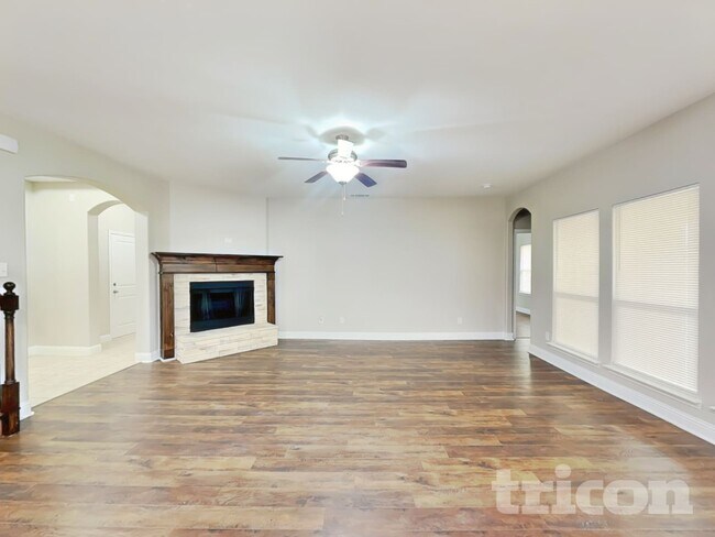 Foto del edificio - 1608 Cowtown Dr