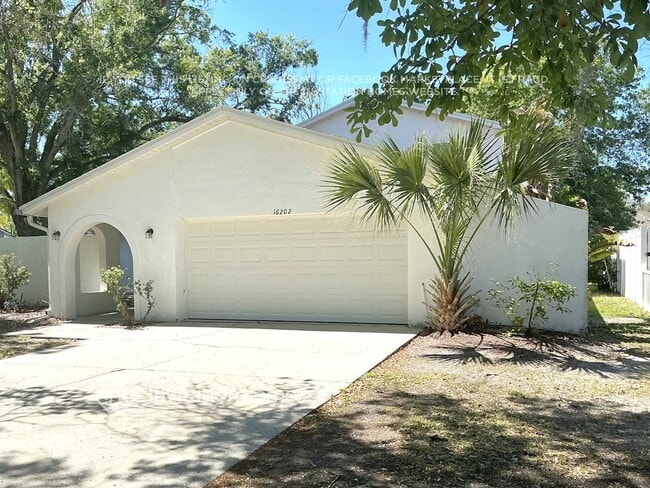 Building Photo - 16202 Fantasia Dr