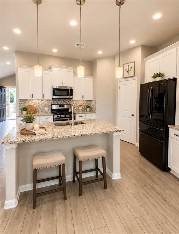 Foto del edificio - 117 Woods Edge Ln
