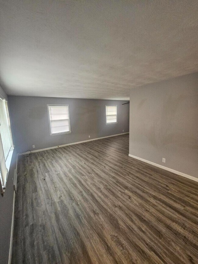 Foto del edificio - 3205 Emmet St