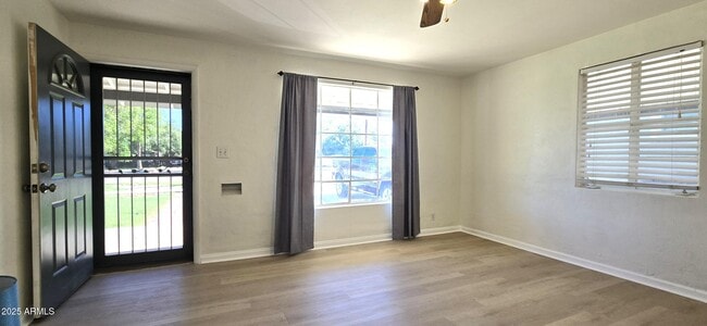 Foto del edificio - 154 N Hibbert