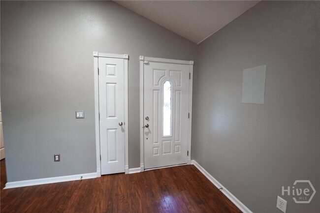 Foto del edificio - 170 Willow Oak Dr