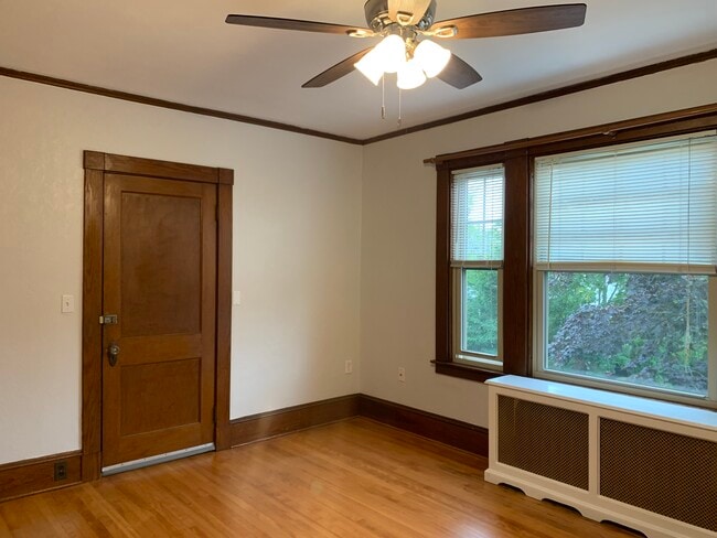 Living Room - 13 Jonathan St