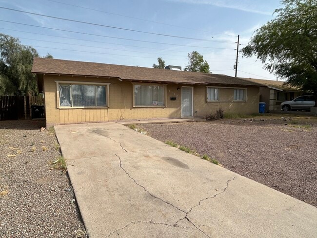 Building Photo - 5132 W Osborn Rd