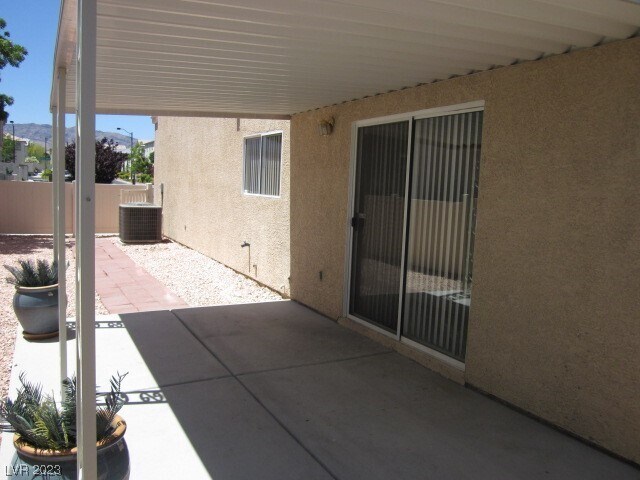 Building Photo - 6826 Relic St
