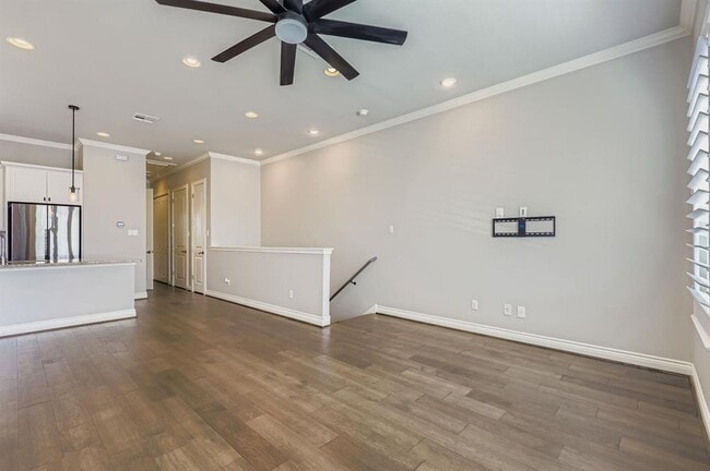 Foto del edificio - 1213 Highknoll Ln