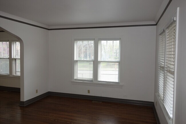 Living room windows - looking East - 3287 E 2nd St S