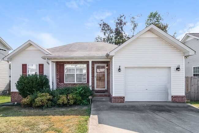 Building Photo - 242 Grovedale Trce