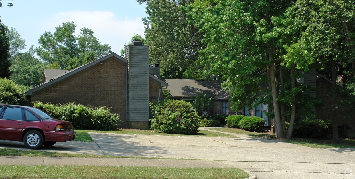 Primary Photo - 4716 Matt Dr