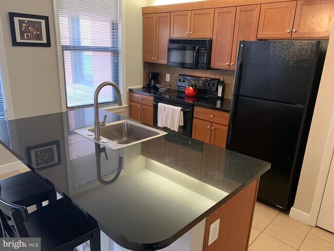 Foto del edificio - 631 D Street NW