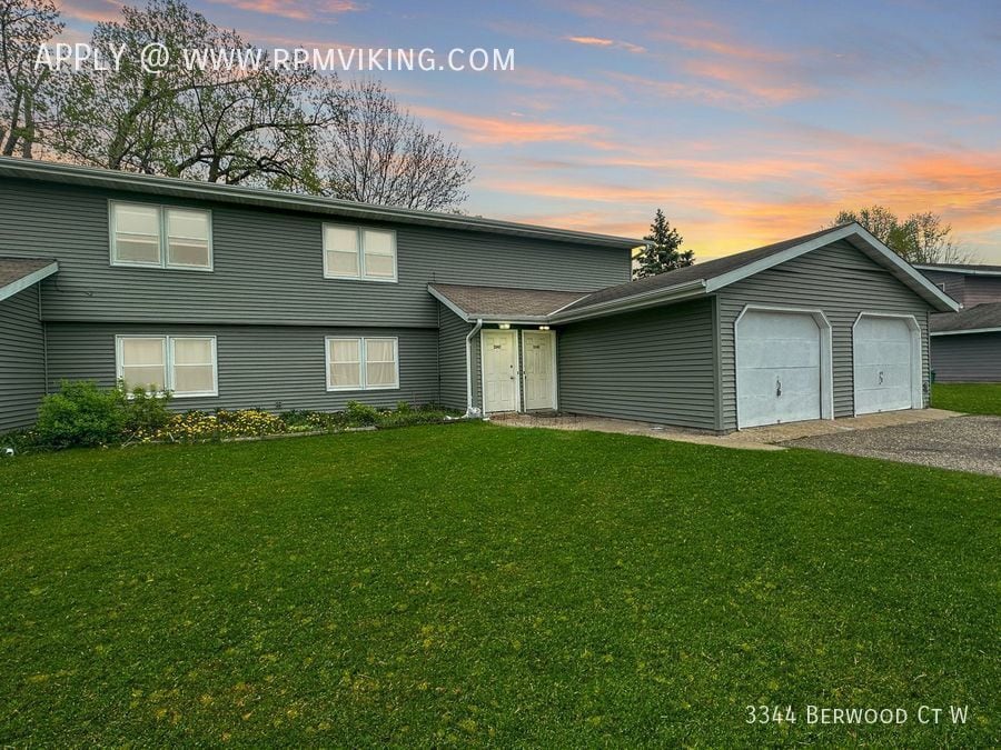 3344 Berwood Ct W, Vadnais Heights, MN 55127 House Rental in Vadnais