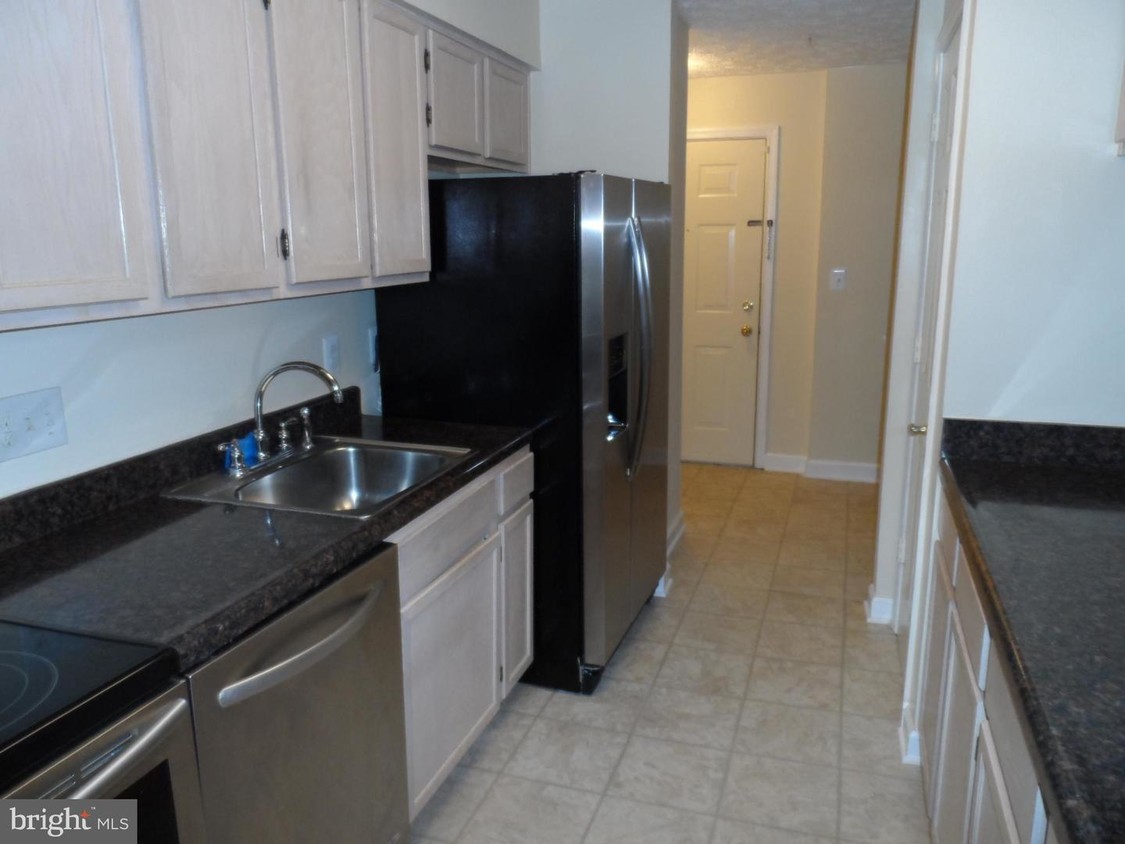 Primary Photo - 6900 St Ignatius Dr