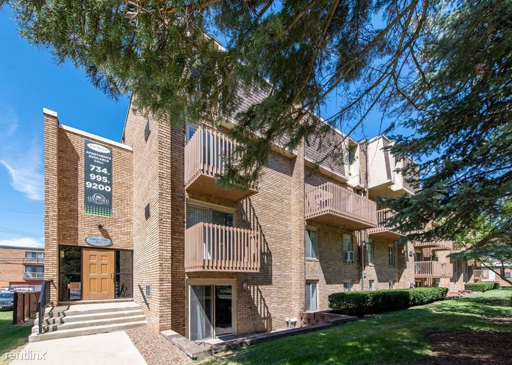 Building Photo - 2 br, 1.5 bath Apartment - 912 S Forest Av...