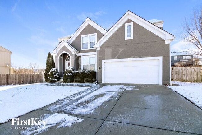 Building Photo - 909 NE 93rd Ct